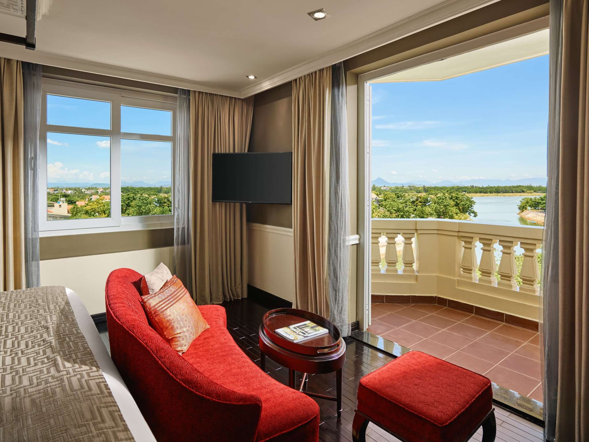 �ۥƥ� ������� �ۥ����� ���ʥ󡡥������ǥ�å���(���᡼��)